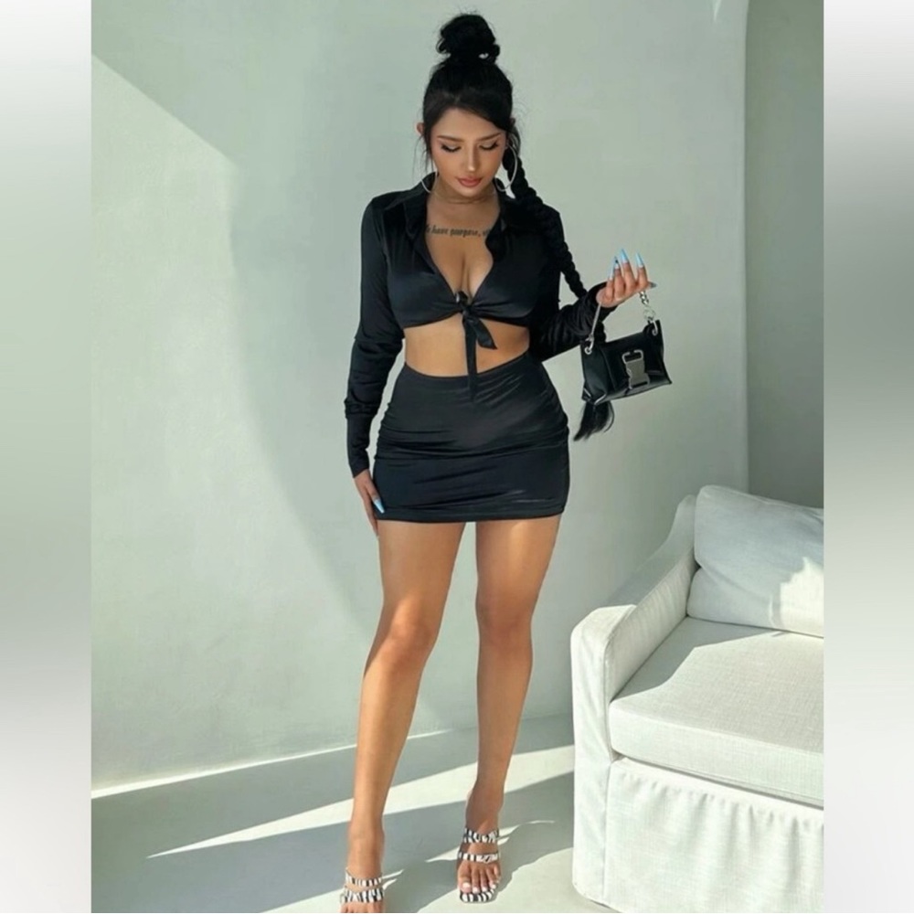 Black satin set